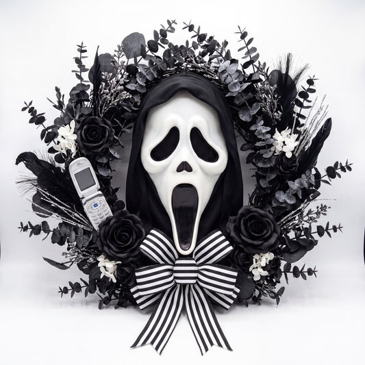 Scream Horror Wreath